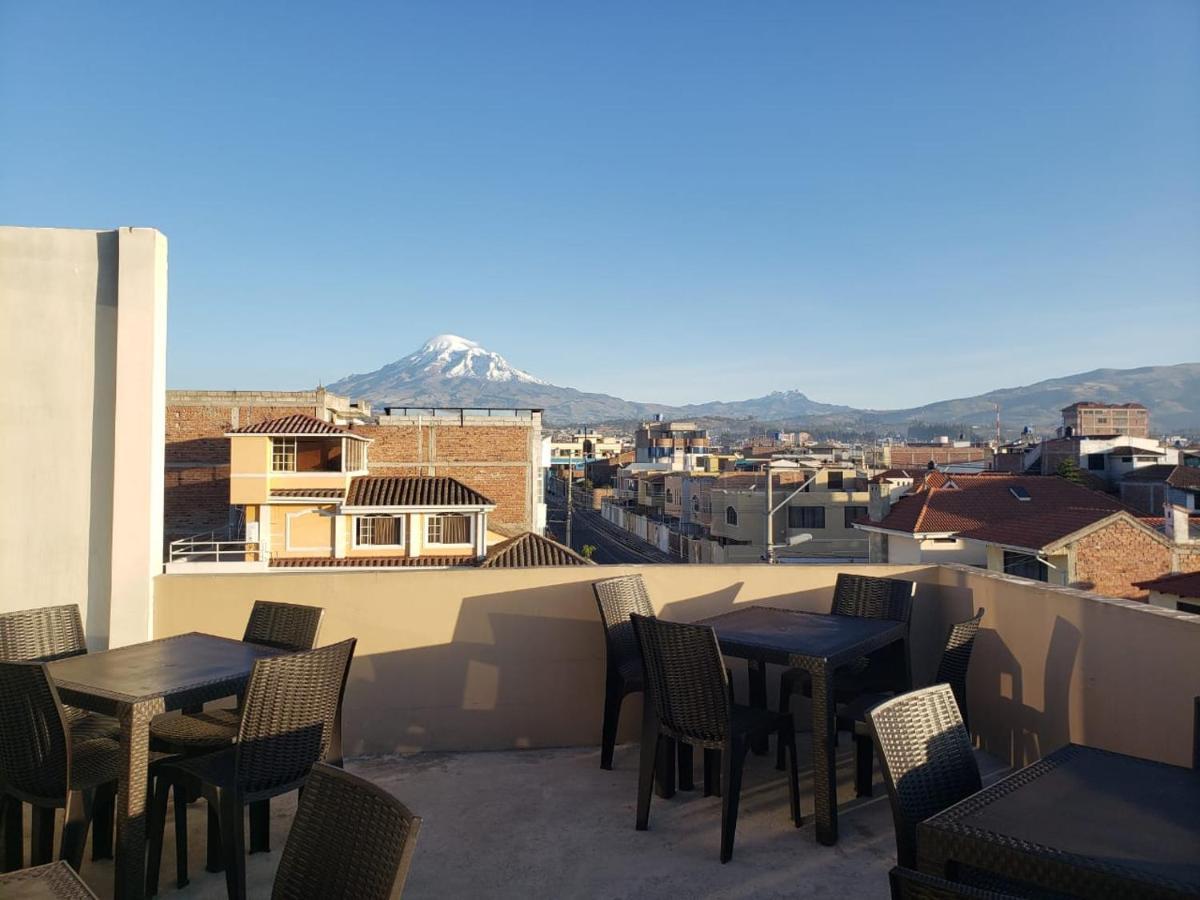 Illari Hotel 里奥班巴 外观 照片