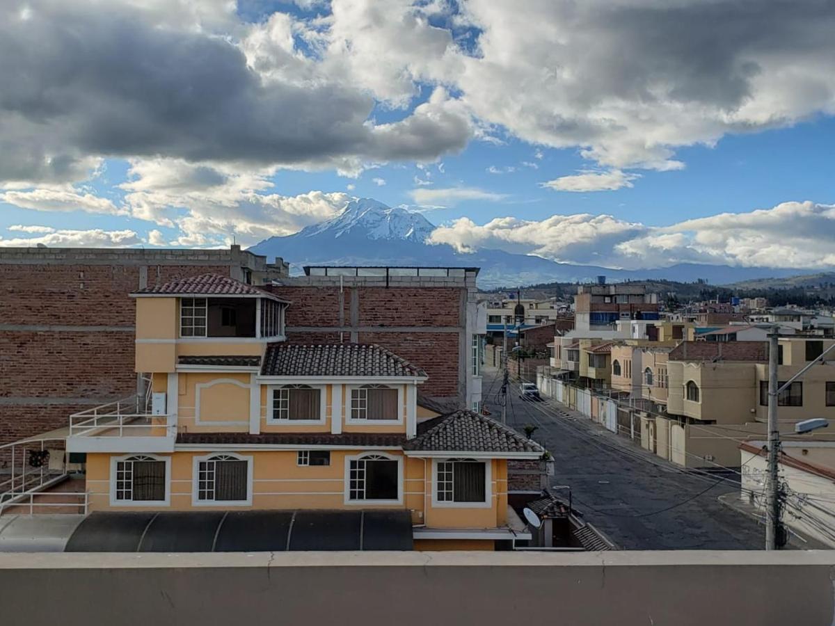 Illari Hotel 里奥班巴 外观 照片